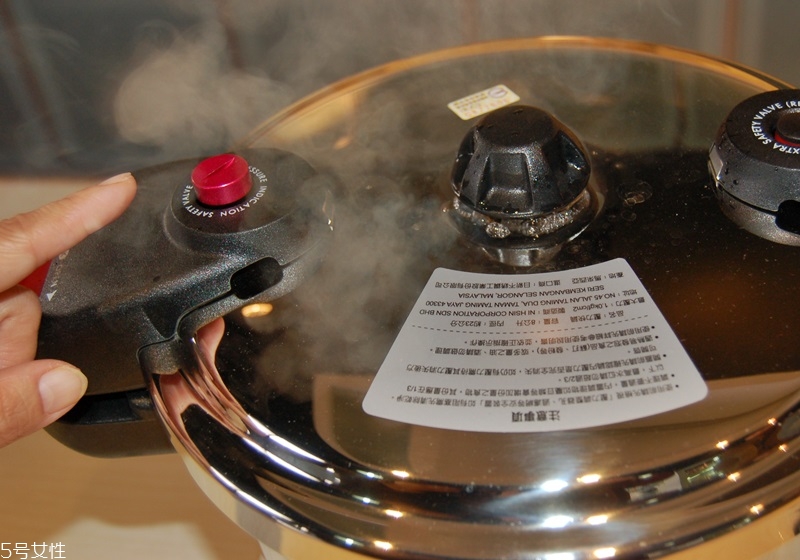 煮紅豆湯紅豆提前泡多久 4種鍋煮出4種口感 煮紅豆湯紅豆提前泡多久 4種鍋煮出4種口感