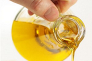 亞麻籽油可以擦臉嗎 亞麻籽油可以擦臉嗎