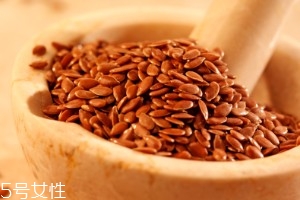 亞麻籽油為什么腥 亞麻籽油本身的腥味 亞麻籽油為什么腥 亞麻籽油本身的腥味