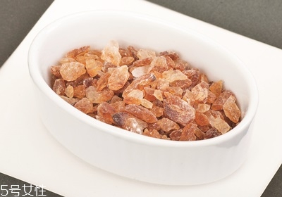 泡咖啡放什么糖最好喝 泡咖啡放什么糖最好喝