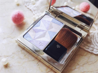 cpb彩妝明星產(chǎn)品有哪些？顏值爆表盈透唇膏