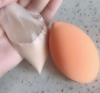 美妝蛋能用洗面奶洗嗎？洗面奶洗不掉彩妝