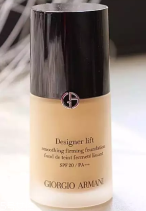 粉底液一次用多少量？一泵就夠別疊加