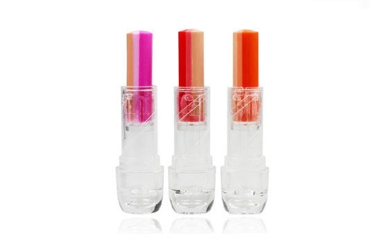 每天涂口紅有危害嗎 不要買(mǎi)三無(wú)產(chǎn)品 每天涂口紅有危害嗎 不要買(mǎi)三無(wú)產(chǎn)品