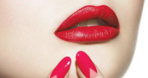 口紅怎么涂不會(huì)掉？唇妝固色三步走