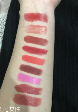 露華濃黑管口紅怎么樣？4種質(zhì)地全試色