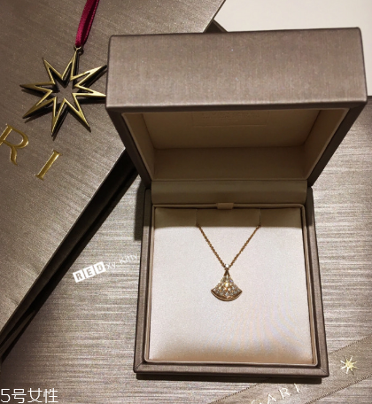 寶格麗項鏈可以戴著洗澡嗎？