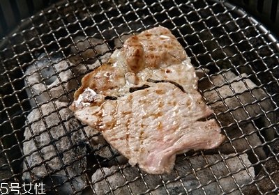 自己烤肉怎么烤好吃又不燒焦 自己烤肉怎么烤好吃又不燒焦