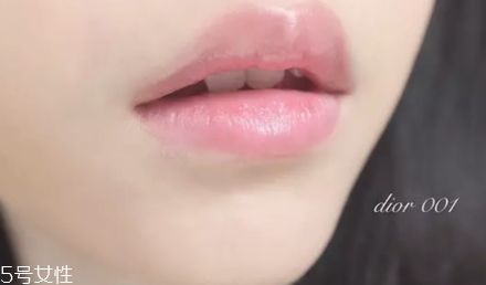 迪奧變色唇膏001和004哪個好看_試色對比 迪奧變色唇膏001和004哪個好看_試色對比