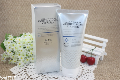 氨基酸洗面奶孕婦能用嗎 選用孕婦專用的氨基酸洗面奶 氨基酸洗面奶孕婦能用嗎 選用孕婦專用的氨基酸洗面奶