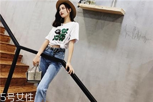 牛仔褲染上紅色怎么辦？牛仔褲染色別擔(dān)心