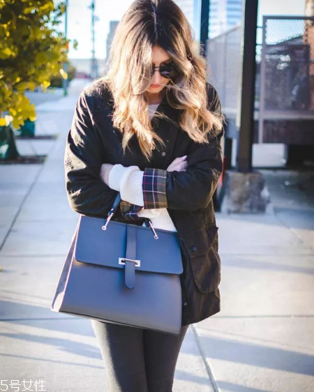 camelia roma是什么牌子？約會(huì)撩漢必備款式