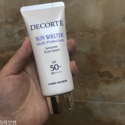 黛珂防曬悶痘嗎 干皮必入 黛珂防曬悶痘嗎 干皮必入