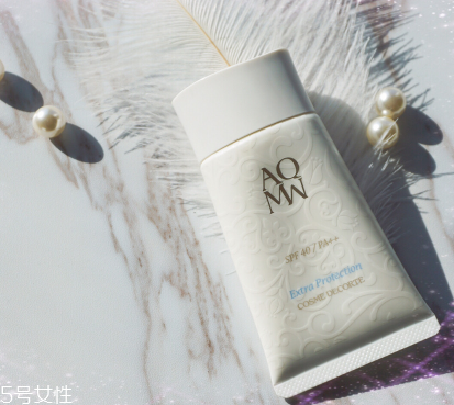 黛珂白檀防曬乳和黛珂ag防曬乳哪個好 黛珂白檀防曬乳和黛珂ag防曬乳哪個好