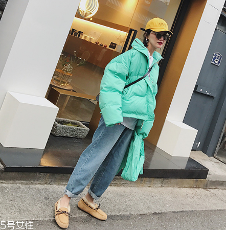 牛仔褲脫漿是什么意思？脫漿之后更柔軟