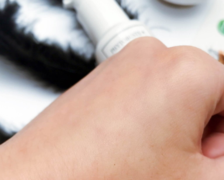 sisley希思黎和雅詩蘭黛哪個好？