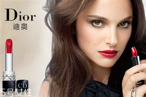 迪奧999口紅啞光好看還是亮紅 迪奧999啞光和滋潤對比區(qū)別 迪奧999口紅啞光好看還是亮紅 迪奧999啞光和滋潤對比區(qū)別