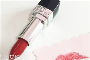 迪奧口紅999適合日常素顏嗎 人手必備的一支口紅 迪奧口紅999適合日常素顏嗎 人手必備的一支口紅