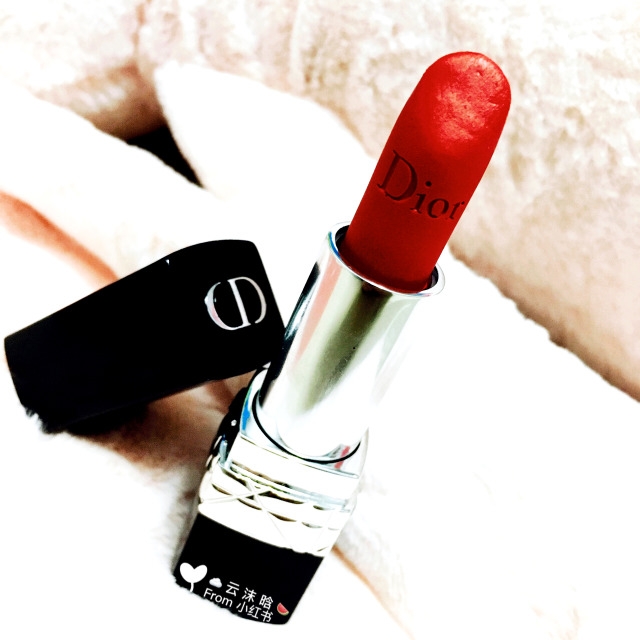 迪奧888口紅專柜價格多少錢 超級美的紅偏橘顏色 迪奧888口紅專柜價格多少錢 超級美的紅偏橘顏色