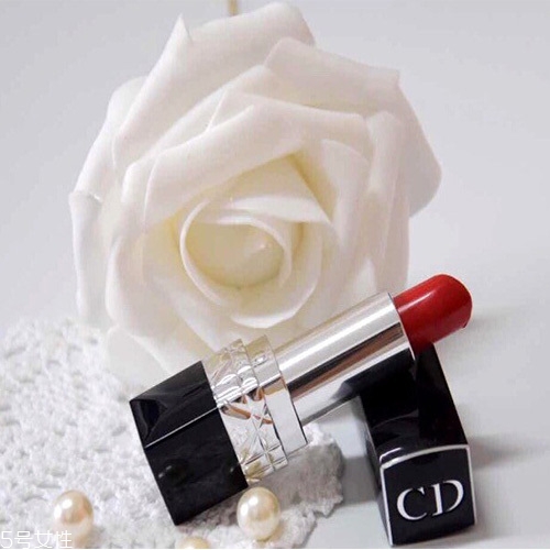 迪奧烈焰藍(lán)金999怎么樣 迪奧999口紅評測 迪奧烈焰藍(lán)金999怎么樣 迪奧999口紅評測