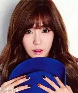 寬額頭適合什么劉海？2018額頭寬劉海圖片