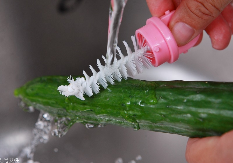 黃瓜怎么挑新鮮 黃瓜怎么保存時間長 黃瓜怎么挑新鮮 黃瓜怎么保存時間長