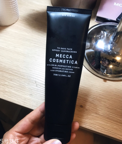 mecca防曬霜好用嗎 可做妝前的防曬霜 mecca防曬霜好用嗎 可做妝前的防曬霜
