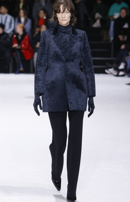 balenciaga巴黎世家2018秋冬系列好看嗎_有哪些款式？