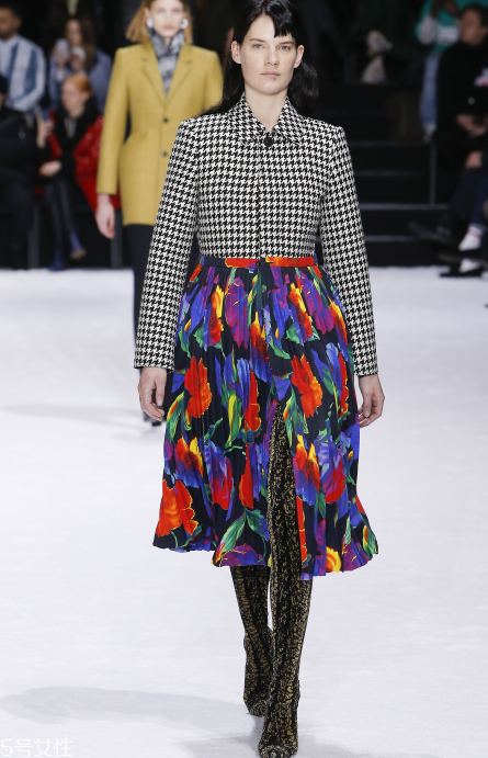 balenciaga巴黎世家2018秋冬系列好看嗎_有哪些款式？