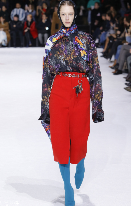 balenciaga巴黎世家2018秋冬系列好看嗎_有哪些款式？