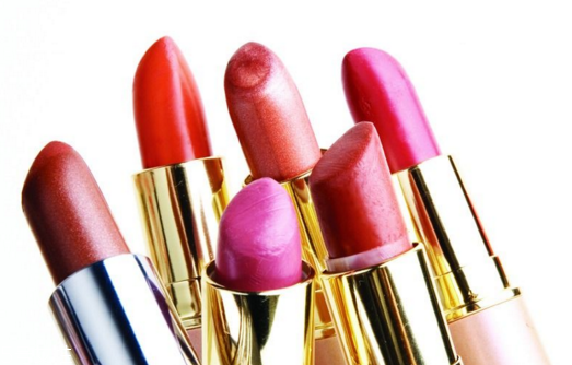 自制口紅的做法 自制口紅有危害 自制口紅的做法 自制口紅有危害