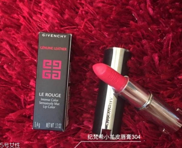 第一次買(mǎi)口紅買(mǎi)什么牌子 給你最靚麗的裝扮 第一次買(mǎi)口紅買(mǎi)什么牌子 給你最靚麗的裝扮