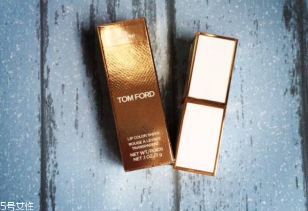 第一次買(mǎi)口紅買(mǎi)什么牌子 給你最靚麗的裝扮 第一次買(mǎi)口紅買(mǎi)什么牌子 給你最靚麗的裝扮