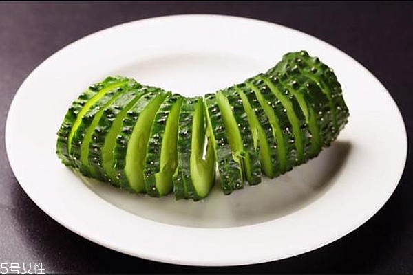 黃瓜怎么挑新鮮 黃瓜怎么保存時間長 黃瓜怎么挑新鮮 黃瓜怎么保存時間長