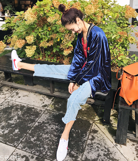 牛仔褲短了怎么改造？三步讓牛仔褲更合身