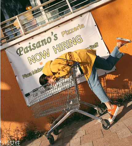 牛仔褲發(fā)霉了怎么洗掉？清洗霉斑小妙招