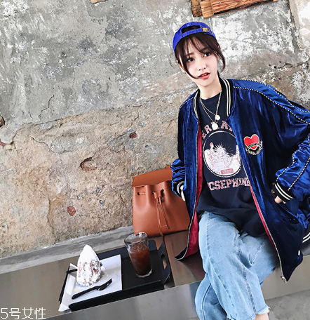 牛仔褲怎么分男女？輕松辨別化解尷尬