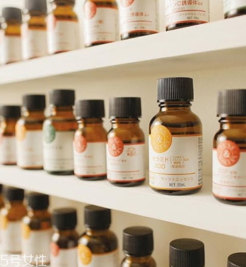 熊果素白天能用嗎？熊果素的作用