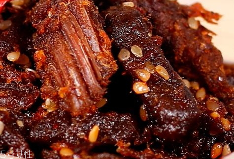 牛肉干熱量高嗎 熱量算是比較高 牛肉干熱量高嗎 熱量算是比較高