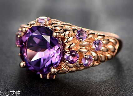 紫水晶戒指多少錢？普通款式兩百元左右