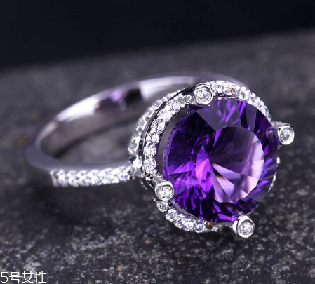 紫水晶戒指寓意是什么？象征愛情帶來好運(yùn)