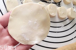 餃子皮怎么做最軟？4個(gè)小妙招讓餃子皮又軟又勁道