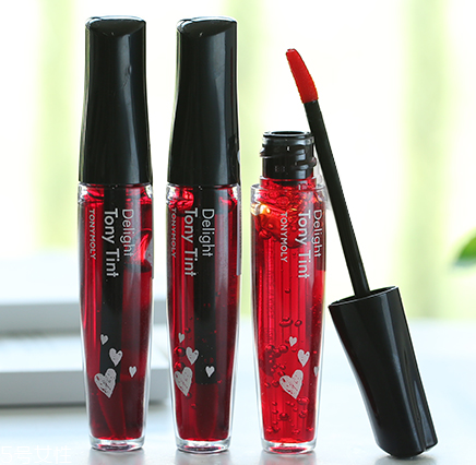 染唇液怎么涂的自然 4個(gè)步驟讓雙唇持久又美膩 染唇液怎么涂的自然 4個(gè)步驟讓雙唇持久又美膩