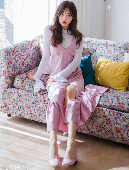 圓頭高跟鞋怎么搭配？顯高又淑女