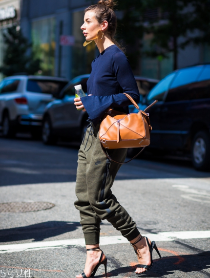 高跟涼鞋配什么褲子？打造夏日美腿殺