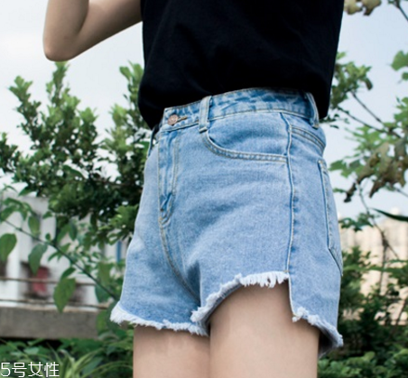 腿粗的女生適合穿什么？顯瘦又好看的穿搭