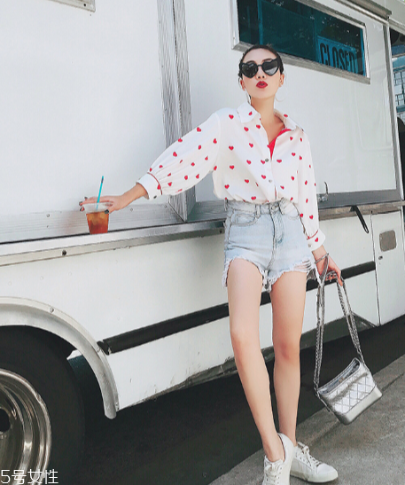 腿粗的女生適合穿什么？顯瘦又好看的穿搭