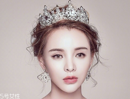 新娘可以自己化妝嗎 2018最美新娘妝容造型 新娘可以自己化妝嗎 2018最美新娘妝容造型