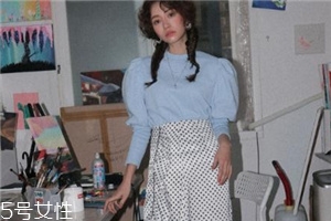 波點裙搭配什么上衣？復(fù)古混搭風(fēng)女王