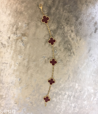 梵克雅寶手鏈真假鑒別 教你一眼認(rèn)出a貨 梵克雅寶手鏈真假鑒別 教你一眼認(rèn)出a貨